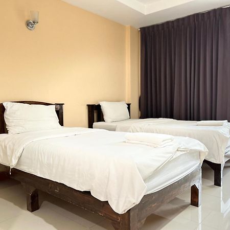Nattidaplace Hotel Chiangmai 치앙마이 외부 사진